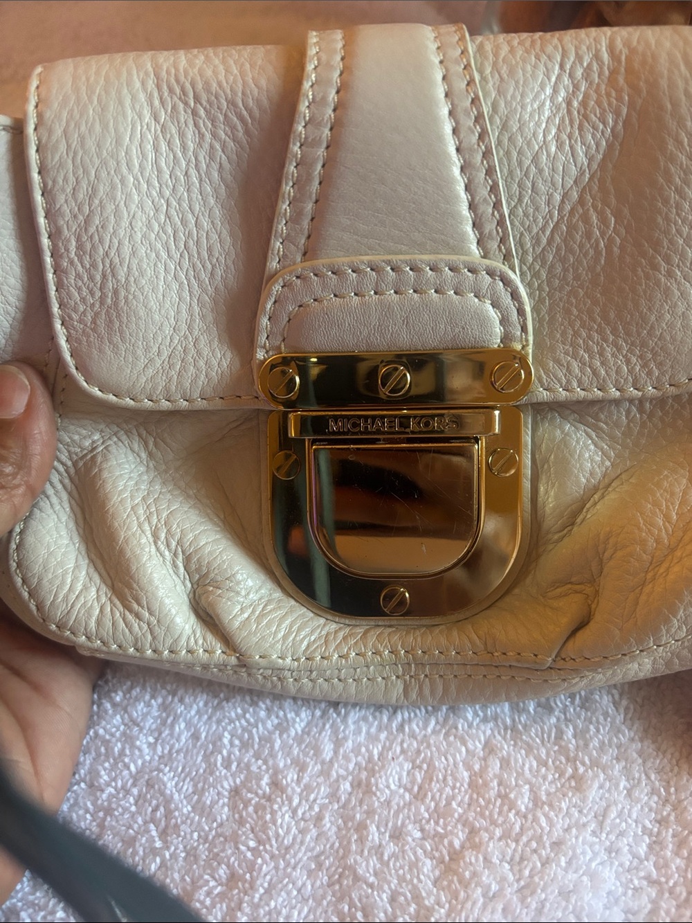 Michael Kors White Leather Crossbody with Orange Logo Wristlet - Picture 3 of 5